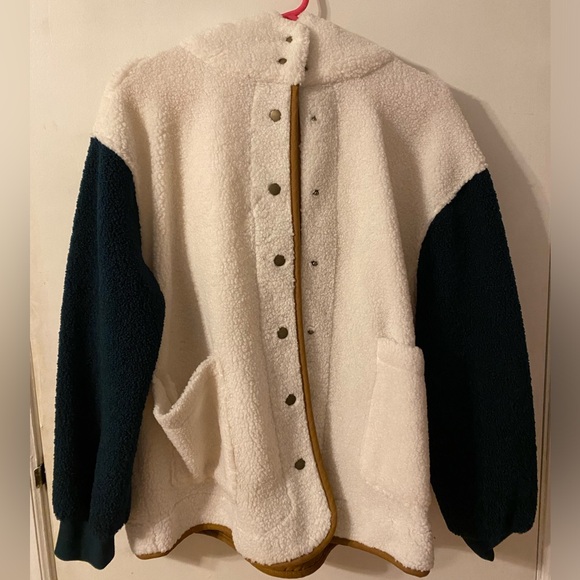 Forever 21 Jackets & Blazers - Forever 21 Oversized Sherpa Jacket
